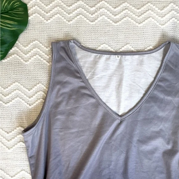 Women’s Gradient Tank Top - Picture 3 of 4